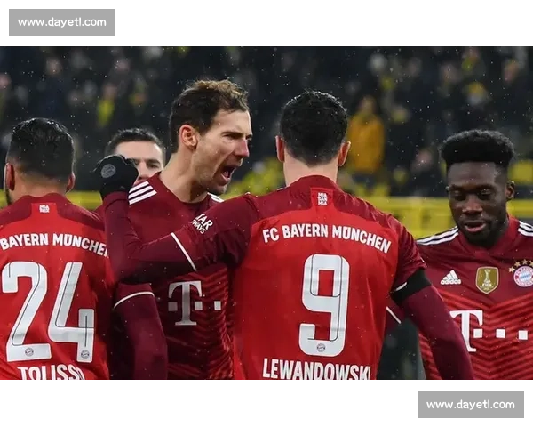 拜仁多特竞逐巴萨天才中场达维奇，红蓝军坚持回购条款