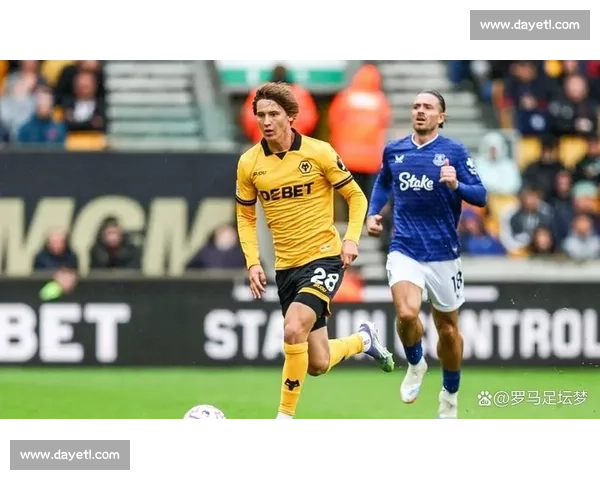 狼队官宣费尔 - 洛佩斯加盟 2300 万欧 + 200 万浮动签西班牙新星